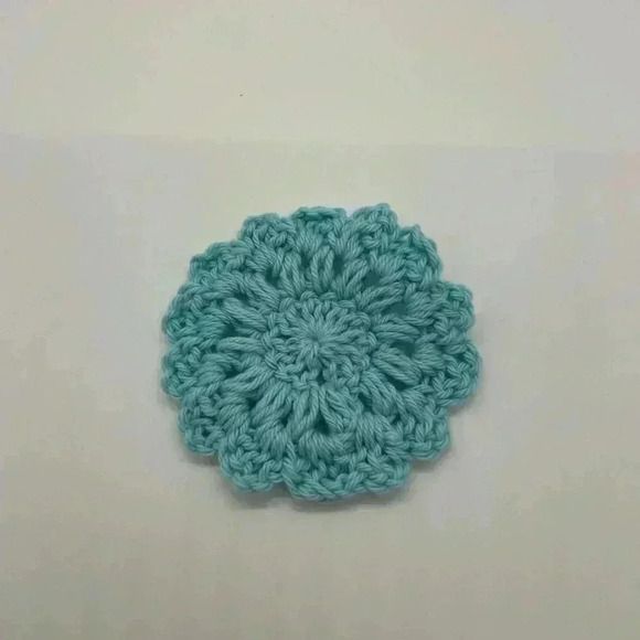 Reusable and Handmade Facial Cleansing Pads - Picture 2 of 3